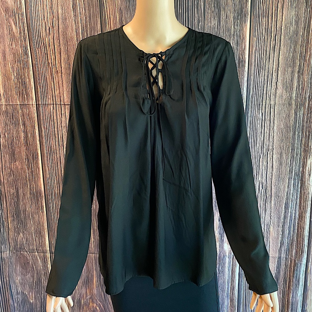 Max Studio size small black flowy long sleeve boho blouse top with tie